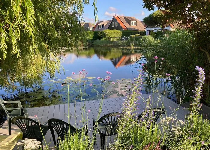 Buitenplaats 47 빌라 칼란트소그